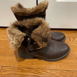 B.O.C. Born Concept Salas Faux Fur Lined Winter Ankle Boots, Dark Brown Sz 8